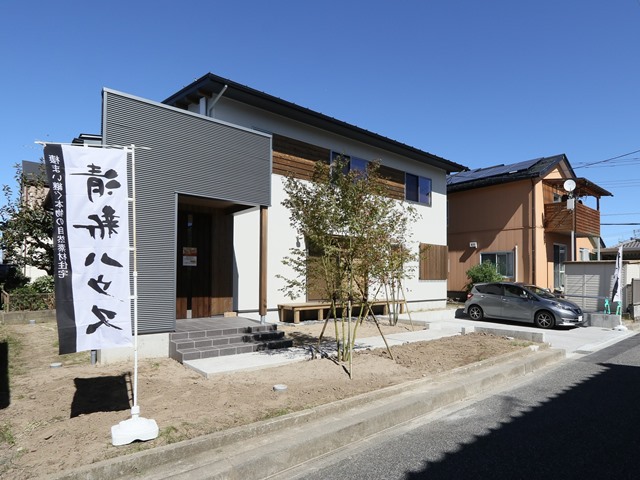 江南区亀田中島の家